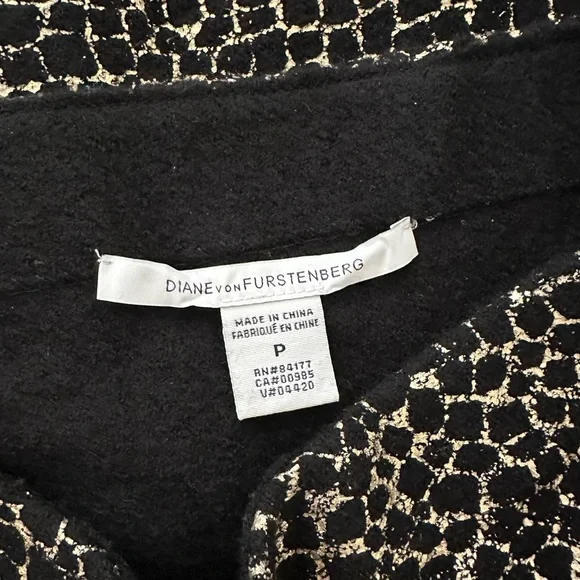 Diane Von Furstenberg Black & Gold Mini Skirt - Picture 4 of 4